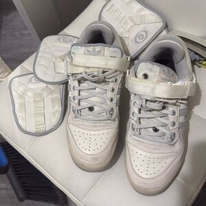 Bad bunny x forum buckle low size 6.5 in men’s fits a size 8 women’s